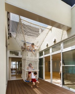 日本「繩網」幼稚園