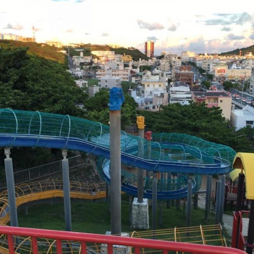 6大沖繩免費遊樂場，超長滑梯好玩到飛起